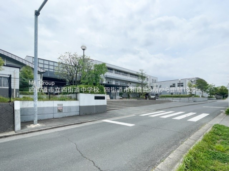 ���ӊ��@���w�Z 1800m �l�X���s���l�X�����w�Z