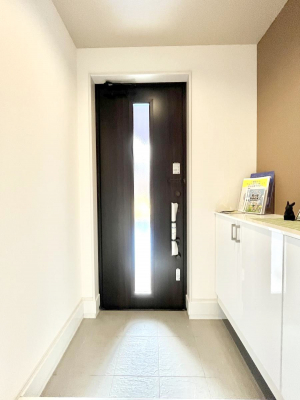 ���ց@�������Q�������`Entrance�`�@�Ƃ̒��ł��q�l���}����ŏ��̏ꏊ�ł��錺�ւ́A�Ƃ̈�ۂ��̂��̂ł��I�L�x�Ȍ��֎��[�ŁA����Y��ɕۂ��Ƃ��o���܂��􌺊ւɂ͂����Ղ���[�̉��ʔ��������I