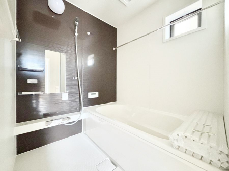 �����@����̔�������Ă���閾�邢�������̂���o�X���[��