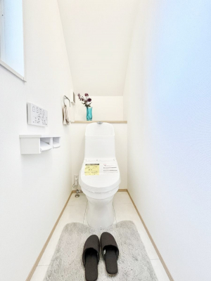 �g�C���@������No.4���`Toilet�`�@�������̂��鐅����g�C���̓E�H�V�����b�g�t���ł����g�C���͖����g�킴��𓾂Ȃ����́B����������ۂ������ł��ˁB�g�C����2��������̂Œ��̍��G���ɕ֗��ł��I