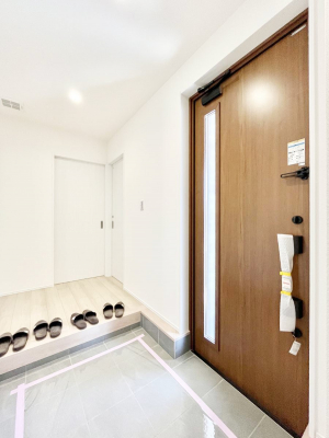 ���ց@�����`Entrance�`�@���ւ͉Ƃ̊�Ƃ����܂����䂪�Ƃ̃Z���X�����肰�Ȃ����������閣�͂��錺�֑�����y���݂̈�B�A���x�ɉƑ����ق��Ƃł���S�n�悢��ԑ������؂ł��ˁ�