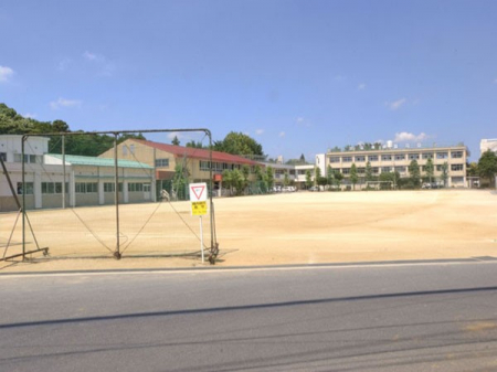 ���ӊ��@���w�Z 580m ���s���y���w�Z