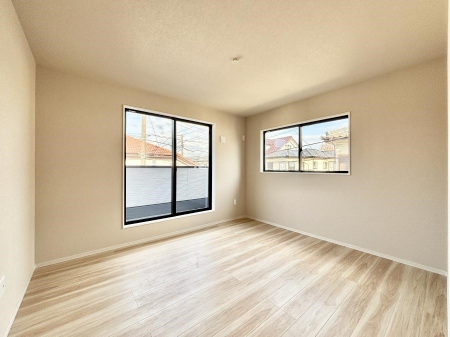 ���̑����ρ@�����`Bed Room�`�@���₩�Ȍ����������ގ����ɂ́A���₩�Ȏ��Ԃ�����܂��B�x���ɂ́A������������ԂŎ����̎���y���ނ̂͂������ł����B�����d�l�ʐ^  