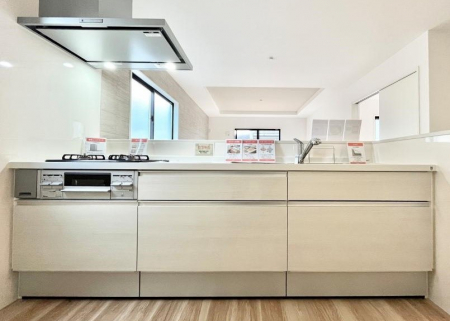 ���̑����ρ@�����`Kitchen�`�@�L���Ďg���₷���L�b�`���Ȃ�Ƒ��ł�������ɗ�������������A��Еt������ԂȂ��ł����Ⴂ�܂�����[�������Ղ肠��̂ŁA������������Ɛ����Ȉ�ۂ�ۂĂ܂��B�����d�l�ʐ^