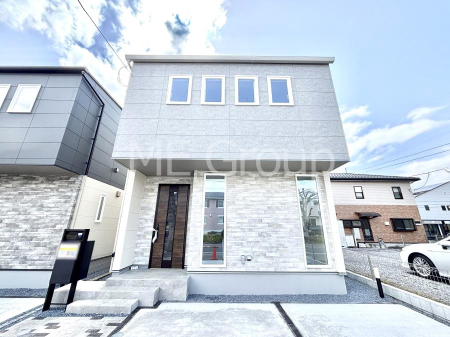 ���n�O�ώʐ^�@�O�ρ�No.1���`Exterior�`�@��s���œ���̃X���[���C�t���΂Ɉ͂܂ꂽ�y�n�͓s��̌�����Y���ꂻ���B�l�G��ʂ��Ď��R�ƐG�ꍇ����X�|�b�g�����ӂɂ͐��肾������I�Z�݂����Ȃ�ƁB��炵�������B