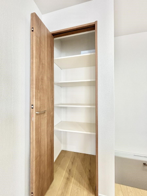 ���̑����ρ@�ݔ���No.1���H�ނ̃X�g�b�N�͂������A���p�i�̎��[�Ȃǎg�����͂��낢��I