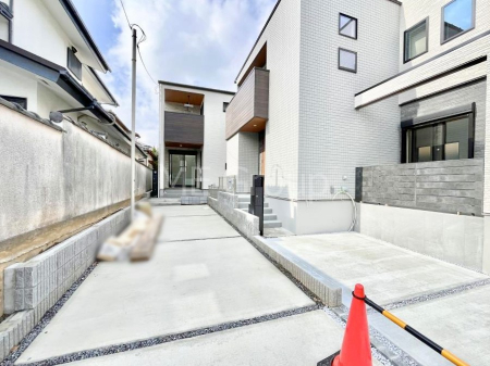 ���n�O�ώʐ^�@�O�ρ`Exterior�`�@���X�����Ȃ���A�咣���߂����ǂ����]�T������������V���[�v�ȃt�H�����ŘȂޓ@��́A���V�̋�ƏƂ炵���킹�鎖�ŁA�{������ׂ������`�̎p�������Ă���܂��B