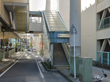 ���ӊ��@�w 100m �ѐ�����w