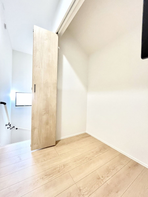 ���̑����ρ@�ݔ����Q�������L�����[�B�|�������G�߂̏��������[���邱�Ƃ��ł��܂��B