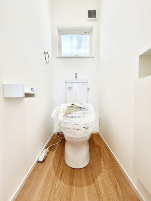 �g�C���@�������S�������`Toilet�`�@�������̂��鐅����g�C���̓E�H�V�����b�g�t���ł����g�C���͖����g�킴��𓾂Ȃ����́B����������ۂ������ł��ˁB�g�C����2��������̂Œ��̍��G���ɕ֗��ł��I