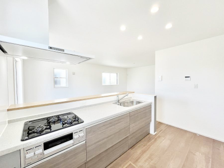 �L�b�`���@���������Ȃ��炲�Ƒ��Ƃ̉�b���y���߂�ΖʃJ�E���^�[�L�b�`��