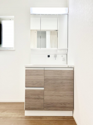 ���ʑ�E���ʏ��@���[�͂Ƌ@�\���ɗD�ꂽ���ʉ��ϑ�