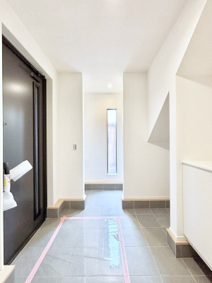 ���ց@�����`Entrance�`�@�Ƃ̒��ł��q�l���}����ŏ��̏ꏊ�ł��錺�ւ́A�Ƃ̈�ۂ��̂��̂ł��I�L�x�Ȍ��֎��[�ŁA����Y��ɕۂ��Ƃ��o���܂��􌺊ւɂ͂����Ղ���[�̉��ʔ��������I