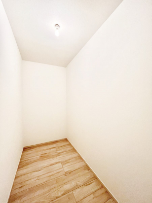 ���[�@�������P�������`Storage�`�@���������̎��[�ɂ͍S��܂����B���r���O�ɐ݂������[�B�����ł��󂢂Ă���X�y�[�X�����[�ɂ��邱�ƂŁA���ʂ̂Ȃ���Ԃ����o���Ă���܂��B���ו����������ɂ����S�ł��B