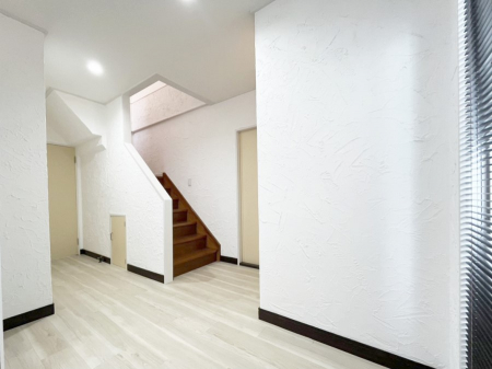 ���ց@�Ƒ��̋A��₨�q�l�������������}���錺��