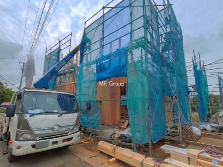 ���n�O�ώʐ^�@��B�������`Exterior�`�@�ՐÂȏZ��n�Ŏq��ĉƑ��Ƀs�b�^���B�����̂��U�������K�ȗ΂Ɍb�܂ꂽ�G���A�ŁA���R�ɕ�܂ꂽ���₩�ȕ�炵���������邽�߂́A��Ƃ肠��Z���������Ă��܂��B