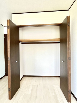 ���[�@�����Ղ�̎��[�X�y�[�X�ŉ��K�ɕ�点���� 