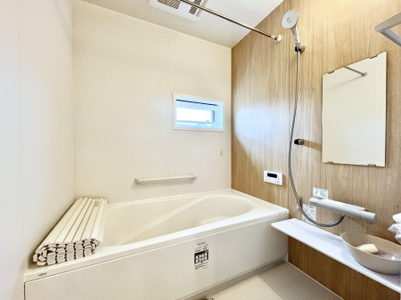 �����@����̔�����₷��؂ȃo�X�^�C���B�������Ƃ����C���y����Ŕ����Ƃ肽���ł��ˁI  