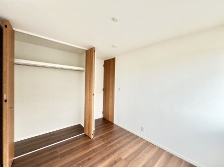 �q�������@�q�������ɂ��������߂Ȏ��[�X�y�[�X�����Ղ�̋���