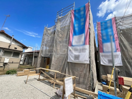 ���n�O�ώʐ^�@�����Ղ�̗z���ƊJ�����ɕ�܂�閾�邢�Z�܂�  