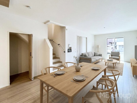 ���r���O�@���Ƒ��̓��₩�Șb�����ŕ�܂�閾�邢���r���O  ���Ƌ��CG�ł�