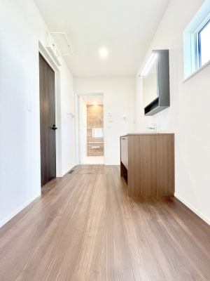 ���̑��@�L�X�Ƃ�Ƃ�̂��郉���h���[�X�y�[�X�B  