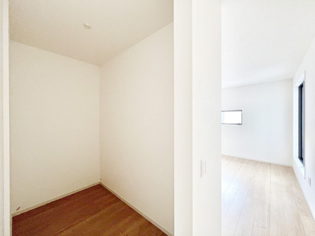 ���̑����ρ@�E�H�[�N�C���N���[�[�b�g�����邨�����I�G�߂��Ƃ̓���ւ����s�v�ŕ֗��ł��B