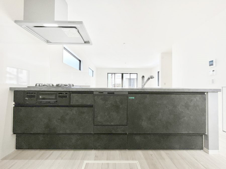 �L�b�`���@�������������I�ɁA�y�����I�V�X�e���L�b�`��  