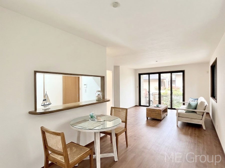 ���r���O�@�傫�ȑ����炽���Ղ�̗z���ƕ����������郊�r���O�@���Ƌ��CG�ł�  