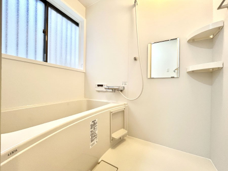 �����@����̔�������Ă���閾�邢�������̂���o�X���[��