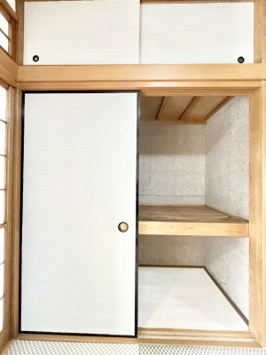 ���[�@�����Ղ�̎��[�X�y�[�X�ŉ��K�ɕ�点���� 