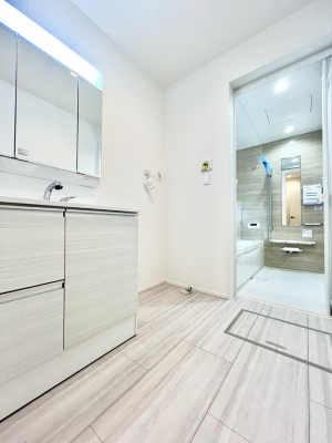 ���̑��@�������̂�����K��Ԃł��B�����̐g�x�x���C�����ǂ����g�������܂��B 