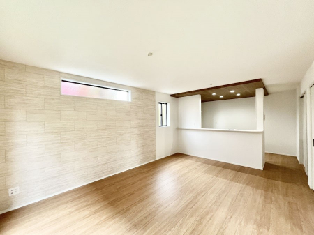 ���r���O�@�������������͋C�̂k�c�j�͉Ƒ��݂�Ȃ̉��K���  