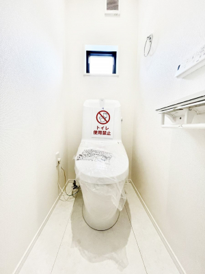 �g�C���@�����`Toilet�`�@�Y��E�X�b�L���E���K�ȃE�H�V�����b�g�t�g�C���ł��낰���Ԃł��B�g�C���͖����g�킴��𓾂Ȃ����́B����������ۂ������ł��ˁB�g�C����2��������̂Œ��̍��G���ɕ֗��ł��I