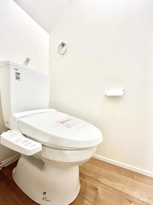 �g�C���@�������P�������`Toilet�`�@�������̂��鐅����g�C���̓E�H�V�����b�g�t���ł����g�C���͖����g�킴��𓾂Ȃ����́B����������ۂ������ł��ˁB�g�C����2��������̂Œ��̍��G���ɕ֗��ł��I