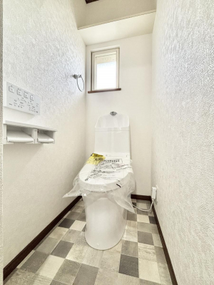 �g�C���@�g�C����1�K��2�K���ꂼ��ɔz�u����Ă��ĂƂĂ��֗��ł��B 