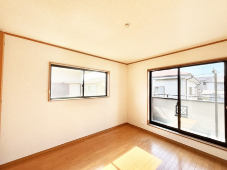 ���̑����ρ@�u�₩�ȓ��������������S�̂�D������ݍ���ł���܂�