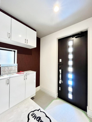 ���ց@�����`Entrance�`�@�Ƃ̒��ł��q�l���}����ŏ��̏ꏊ�ł��錺�ւ́A�Ƃ̈�ۂ��̂��̂ł��I�L�x�Ȍ��֎��[�ŁA����Y��ɕۂ��Ƃ��o���܂��􌺊ւɂ͂����Ղ���[�̉��ʔ��������I