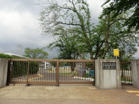 ���ӊ��@���w�Z 720m �l�X���s���쏬�w�Z