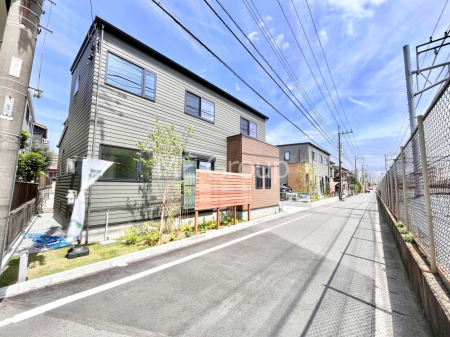 ���n�O�ώʐ^�@�O�ρ`Exterior�`   �O�ʓ��H�͊ՐÂȏZ��n���͂���Ԓʂ�̏��Ȃ����H�B���Ԃ̏o��������炭�炭�ł��I���s���_�E���n���w�̂���]�́A���C�y�ɂ��₢���킹���������I