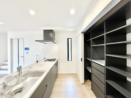 �L�b�`���@�����`Kitchen�`�@�L���Ďg���₷���L�b�`���Ȃ�Ƒ��ł�������ɗ�������������A��Еt������ԂȂ��ł����Ⴂ�܂�����[�������Ղ肠��̂ŁA������������Ɛ����Ȉ�ۂ�ۂĂ܂��B