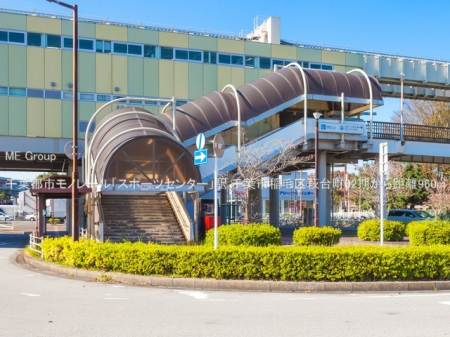 ���ӊ��@�w 960m ��t�s�s���m���[���u�X�|�[�c�Z���^�[�v�w