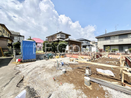 ���n�O�ώʐ^�@�����Ղ�̗z���ƊJ�����ɕ�܂�閾�邢�Z�܂�  