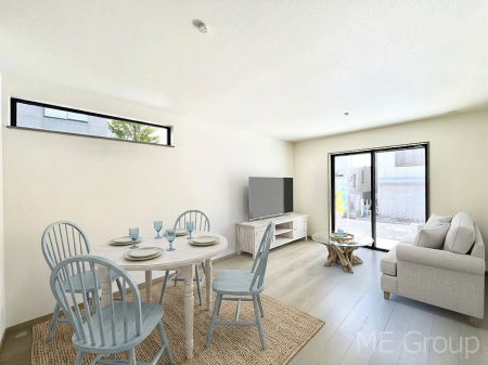 ���r���O�@���Ƒ��̓��₩�Șb�����ŕ�܂�閾�邢���r���O  ���Ƌ��CG�ł�