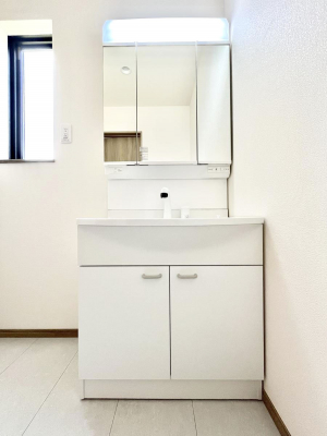 ���ʑ�E���ʏ��@�傫�����₷���O�ʋ��Ő�����������ʑ�́A�g�����Ȃ݃`�F�b�N�┧�̂������ɂ������߂ł��B 