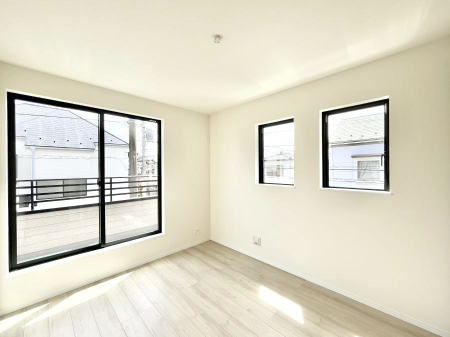 ���̑����ρ@�o���R�j�[���J�������v���X���Ă����m��