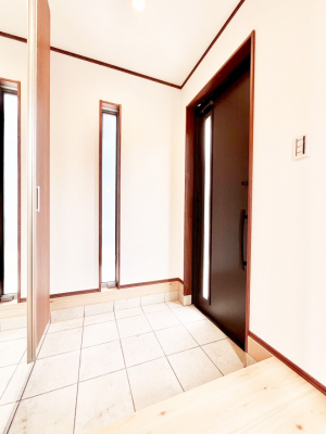 ���ց@�����`Entrance�`�@���ւ͉Ƃ̊�Ƃ����܂����䂪�Ƃ̃Z���X�����肰�Ȃ����������閣�͂��錺�֑�����y���݂̈�B�A���x�ɉƑ����ق��Ƃł���S�n�悢��ԑ������؂ł��ˁ�