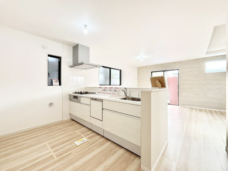 �L�b�`���@������1�������`Kitchen�`�@���R�������鑋�̂���L�b�`���������g���ꏊ�����炱���A�g��������l�����܂����B�������Ƃ����L�b�`���R�[�i�[�͎����L���Ȏd�オ��ƂȂ��Ă���܂��B
