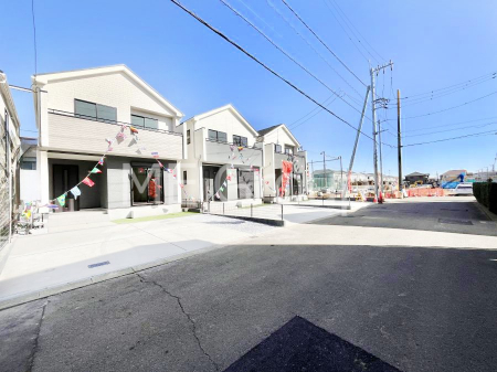 ���n�O�ώʐ^�@�O�ρ`Exterior�`�@�O�ʓ��H�F�� 6.01m �����@�O�ʓ��H�͊ՐÂȏZ��n���͂���Ԓʂ�̏��Ȃ����H�B���Ԃ̏o��������炭�炭�ł��I���s���_�E���n���w�̂���]�́A���C�y�ɂ��₢���킹���������I