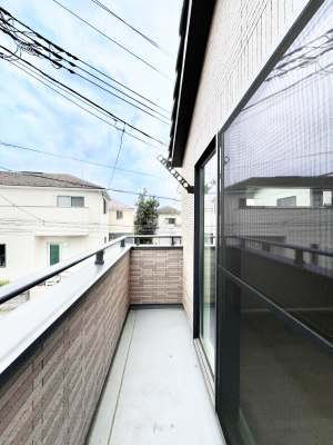 �o���R�j�[�@�����`Balcony�`  �o���R�j�[�͉������z���������݁A���z�c����󕨂��C�����悭�������Ƃ��ł��܂��B  �g���₷���J���I�ȃo���R�j�[�ł����z�����������Ղ�~�蒍���A�o���R�j�[�t���Z�܂��B  